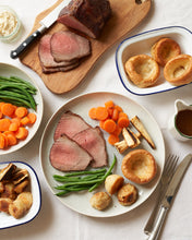Load image into Gallery viewer, Rothie Roast Beef dinner